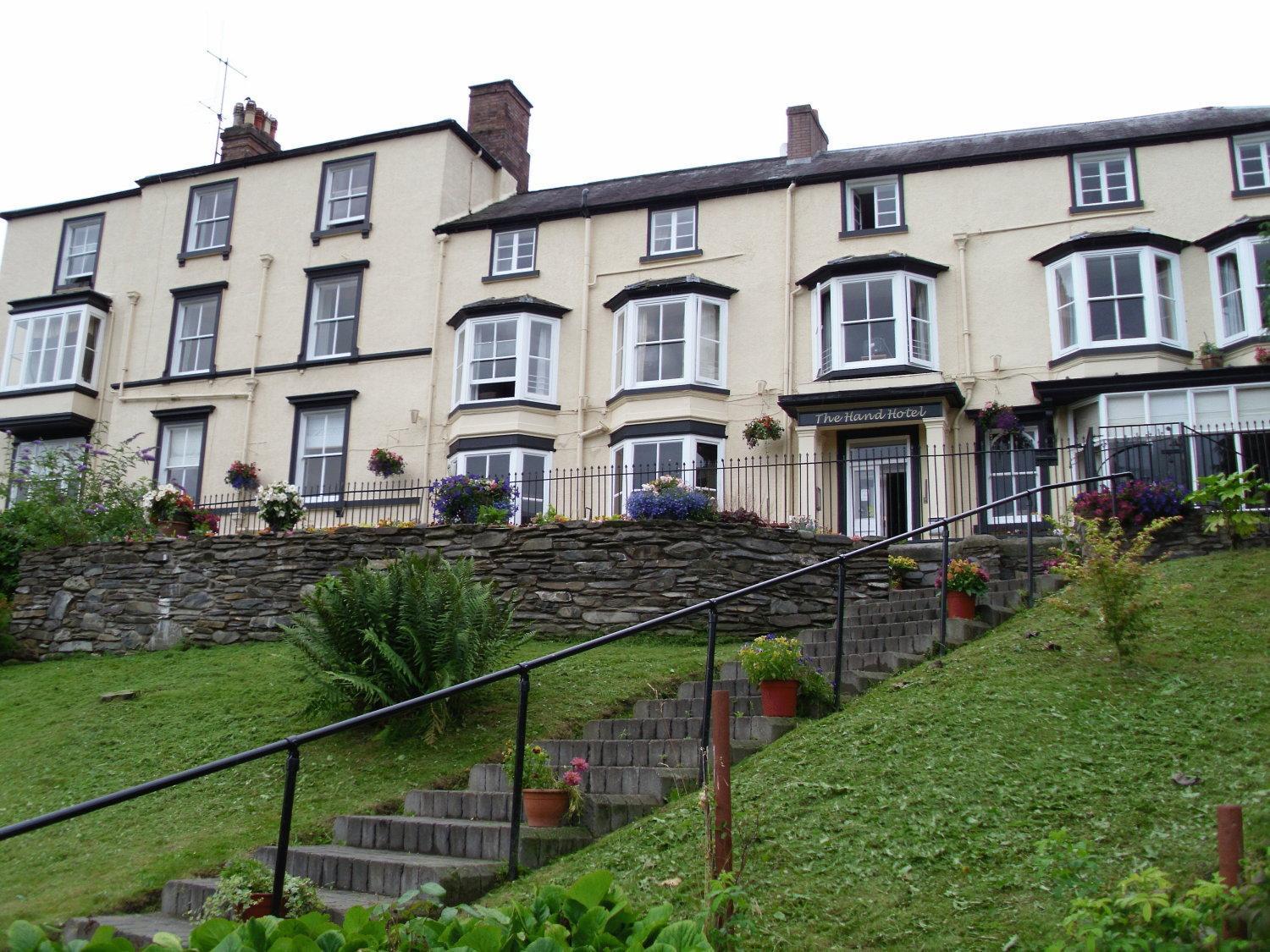 The Hand Hotel Llangollen Exterior photo